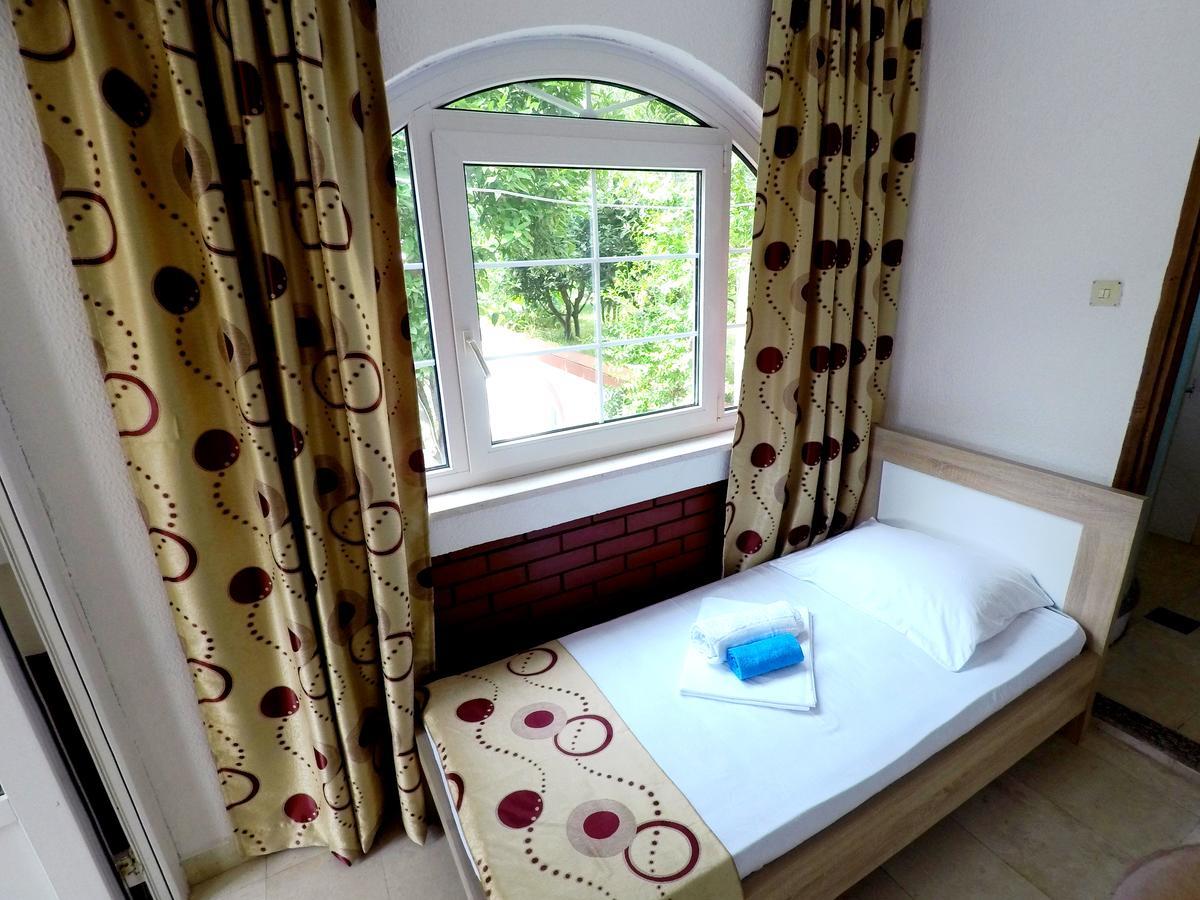 Villa Golf Budva Bagian luar foto